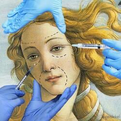 زمن الجمال الصناعي يفقد الجمال معناه الحقيقي