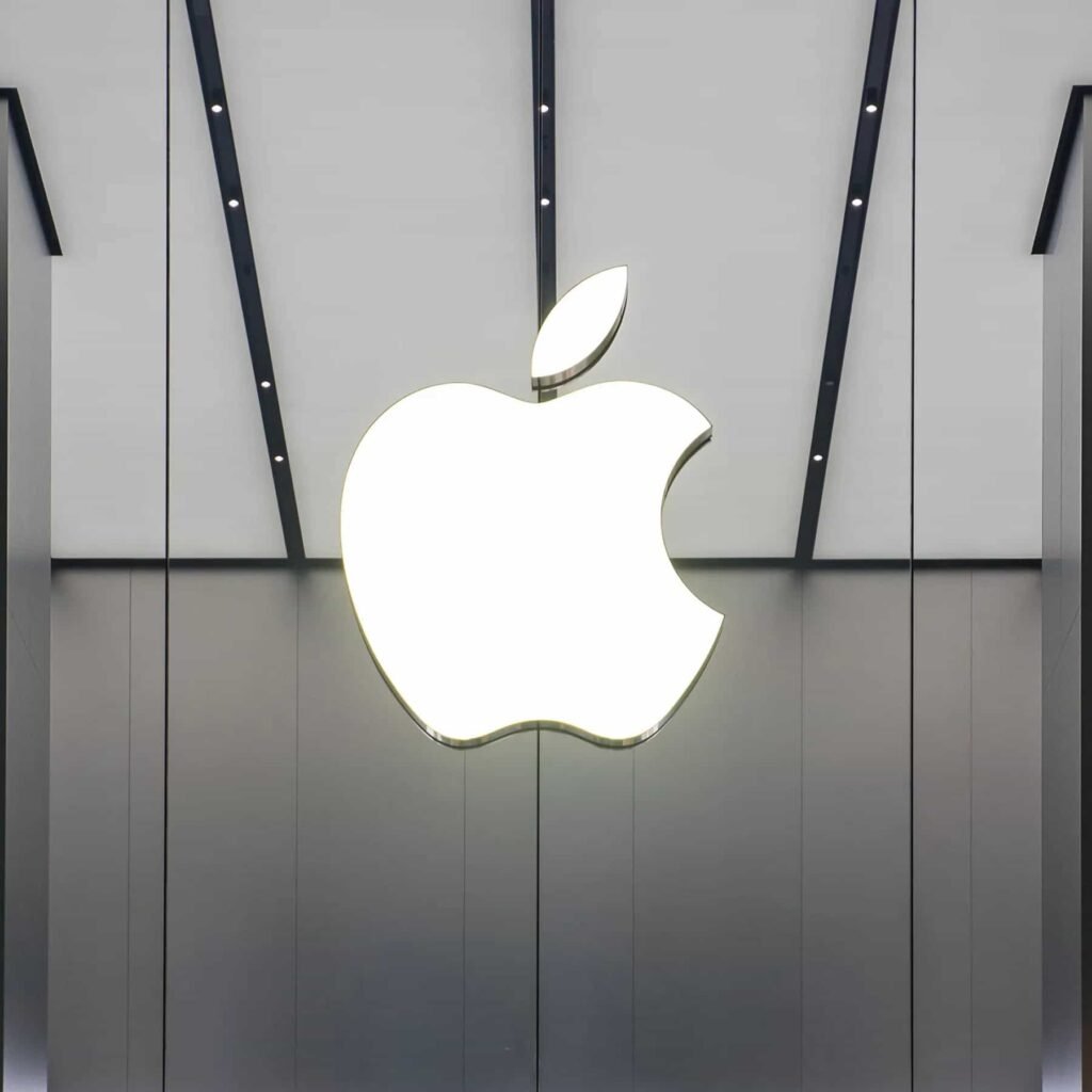 شركة آبل  Apple